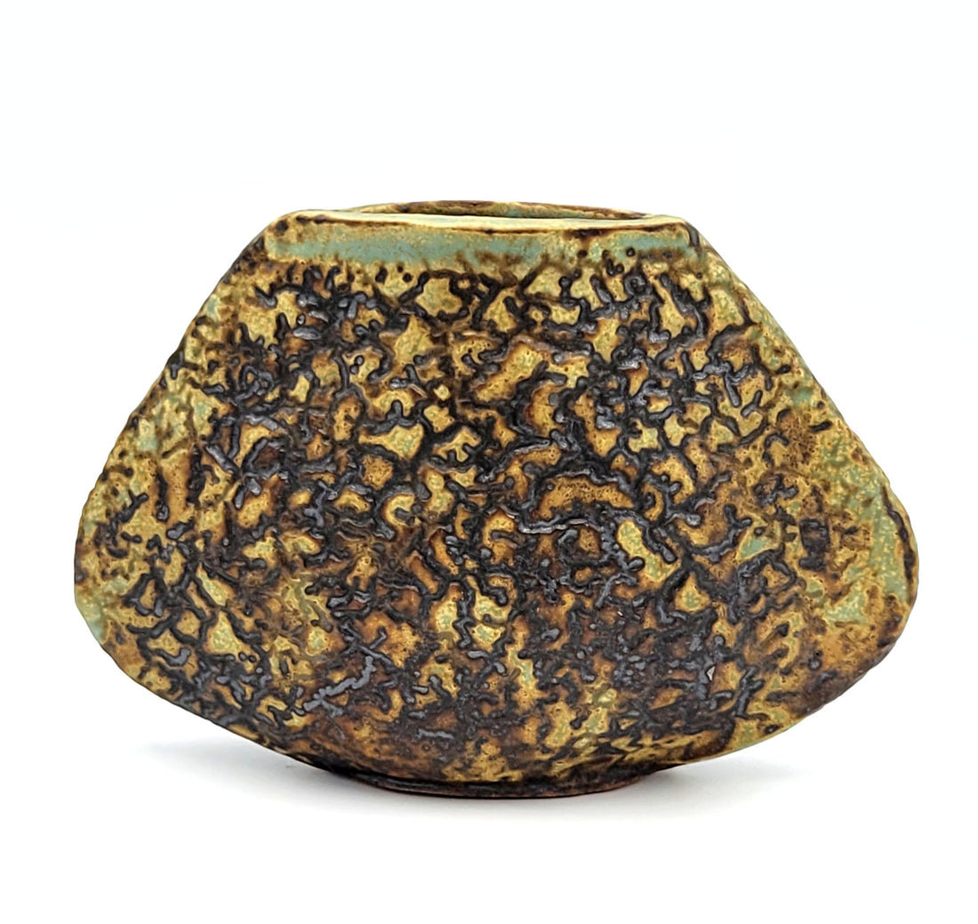 Inverted Heart Shaped Vase: Beige-Turquoise