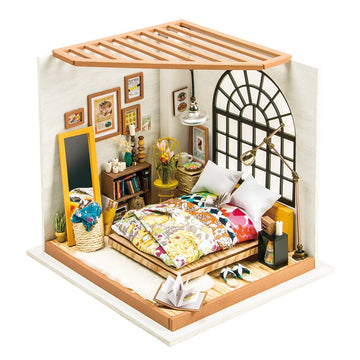 DIY Miniature House Kit: Alice's Dreamy Bedroom