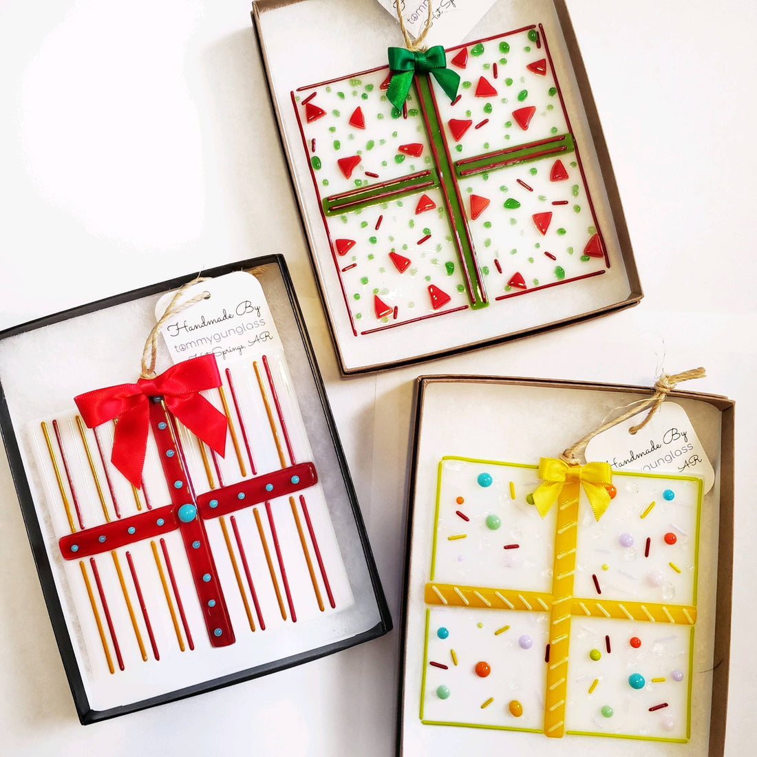 Glass Holiday or Birthday Gift Collectible Ornament