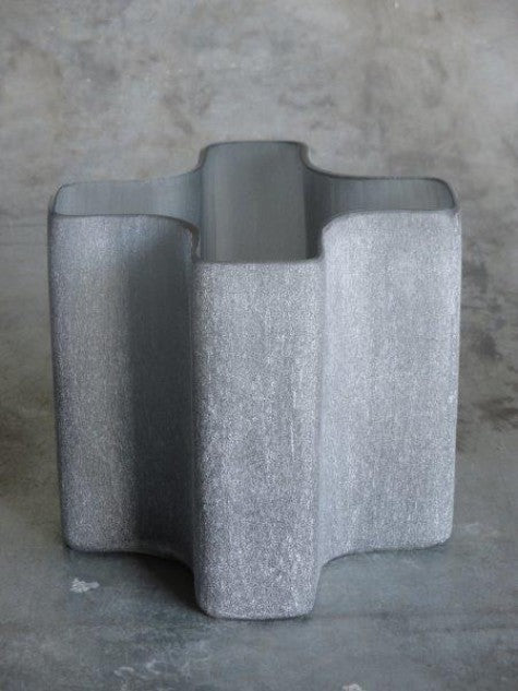 Gray Cross Vessel