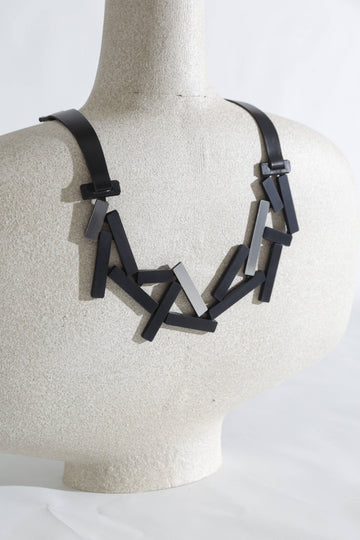 Ray Necklace Large - Silver and Black