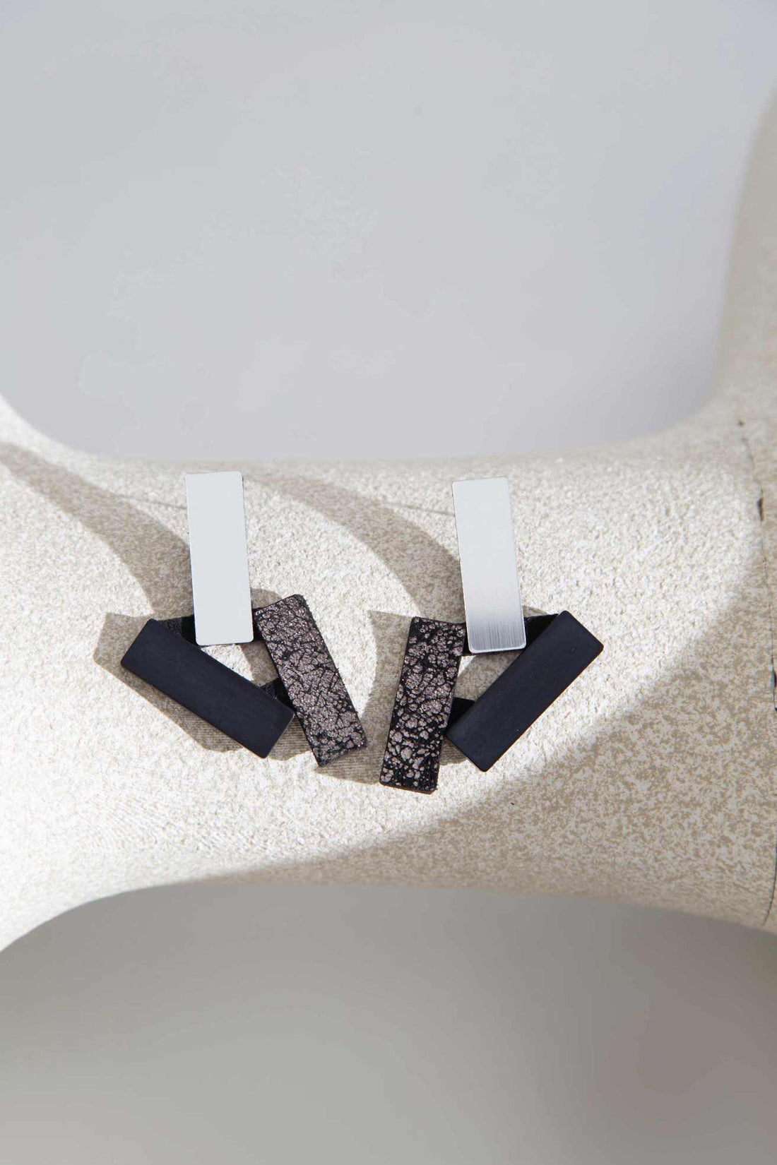 Ray Small Earrings - Silver+Black+Pewter