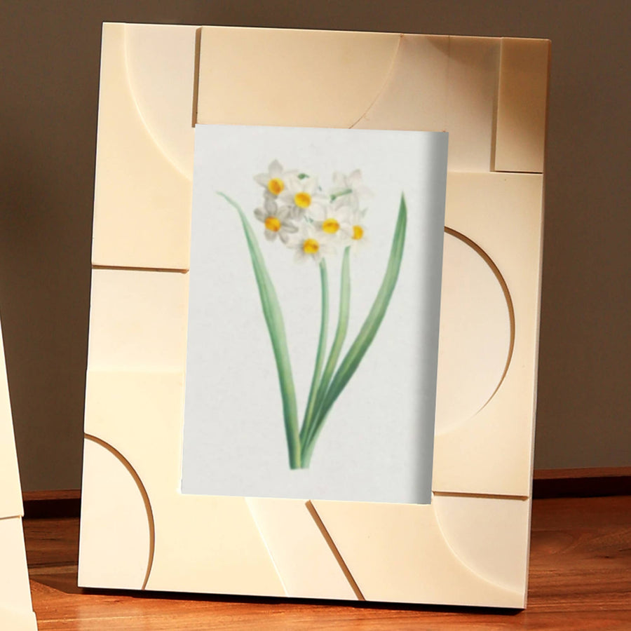 Ivory Resin 3D Cut Inlay Picture Frame 5x7"