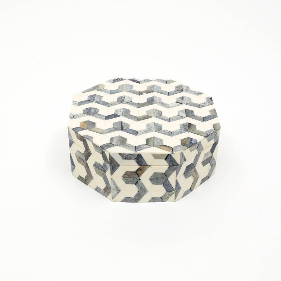 U Pattern Hexagon Box