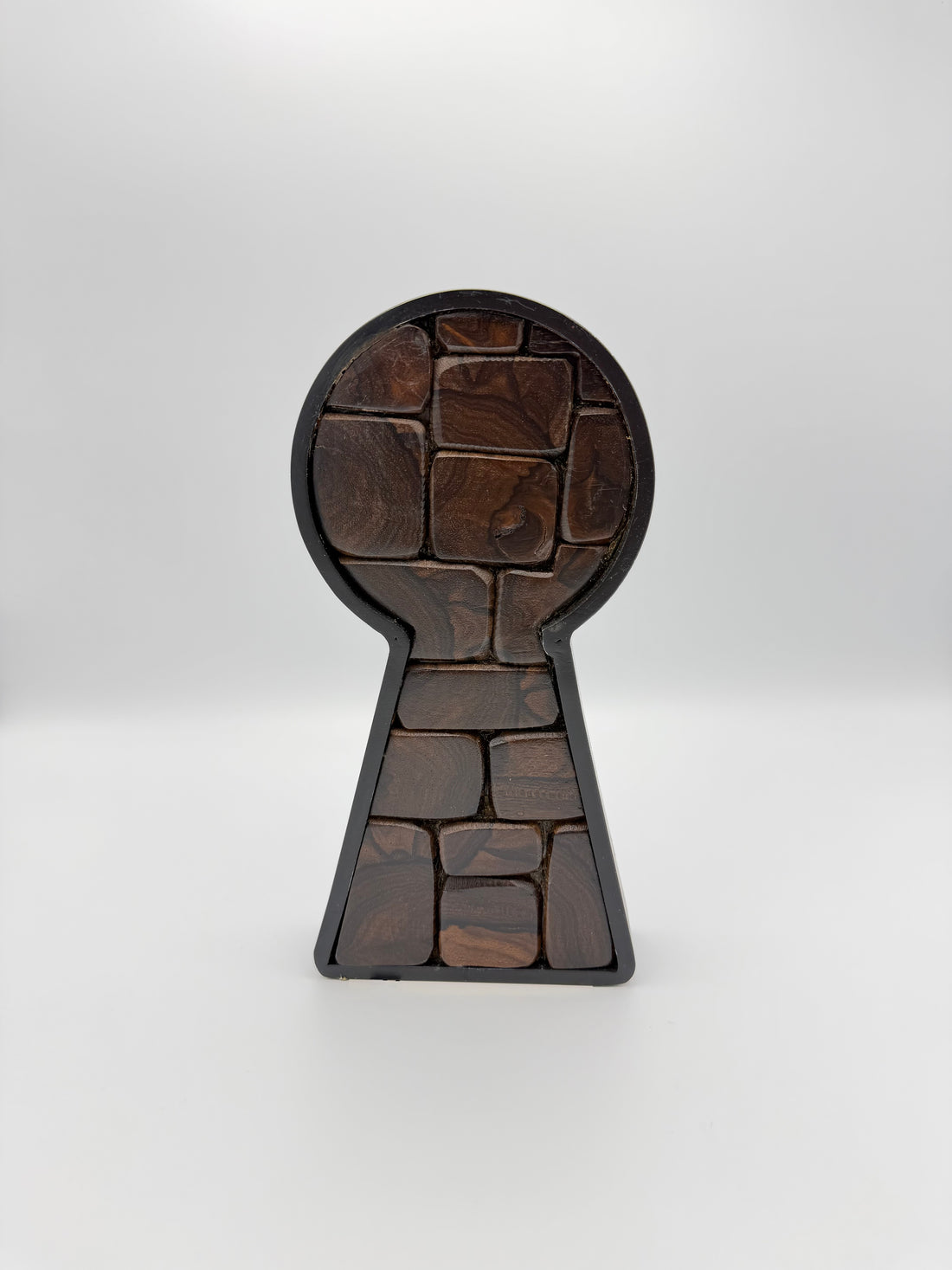 Stonewall Keyhole Sculpture