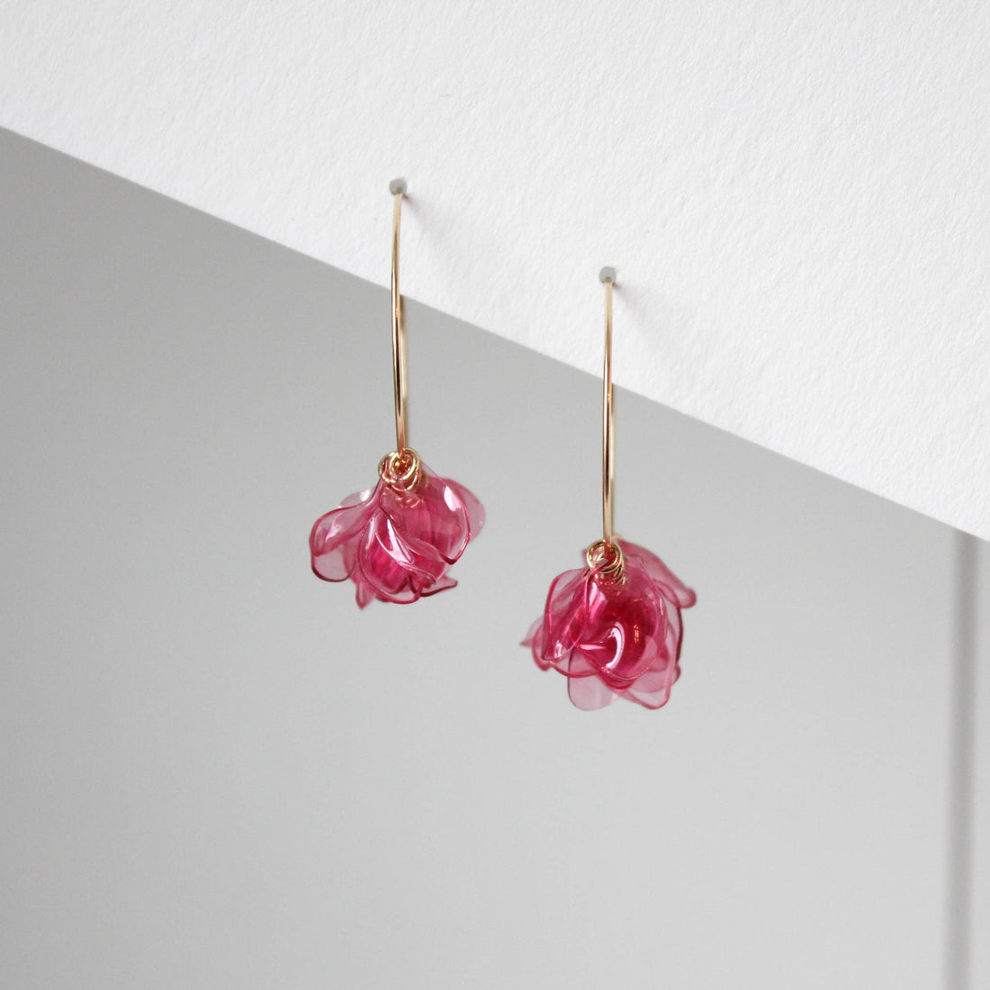 Sole Earrings in Fuchsia: Sterling Silver