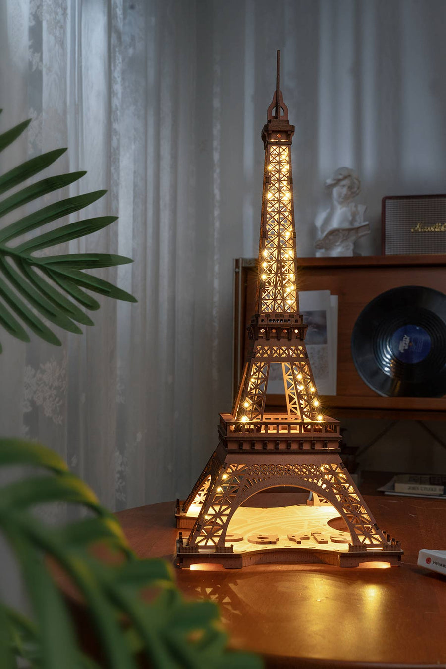 3D Wooden Puzzle w/ LED Lights: Night of the Eiffel Tower