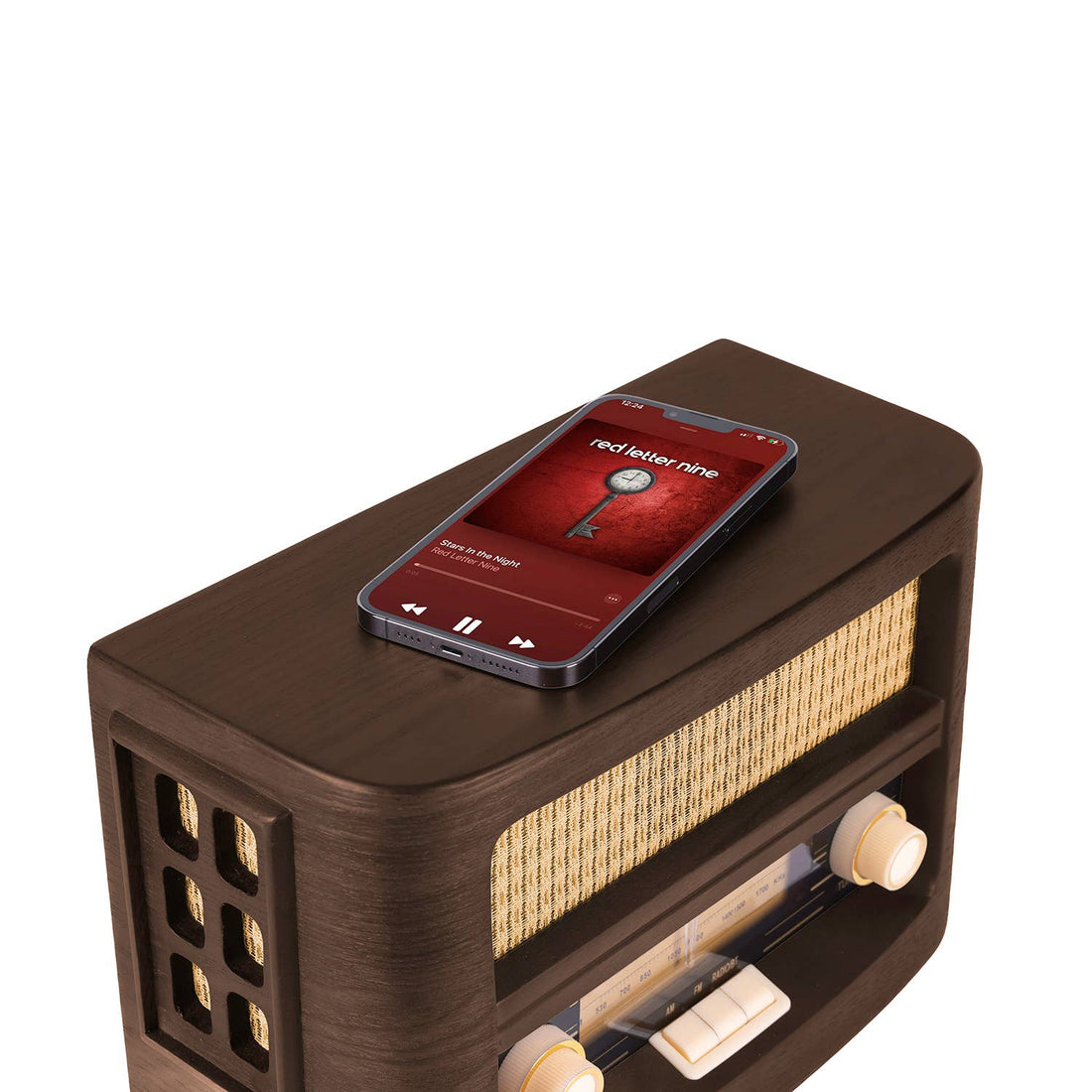 Fuse VINT Retro Radio with Bluetooth & Wireless Charger