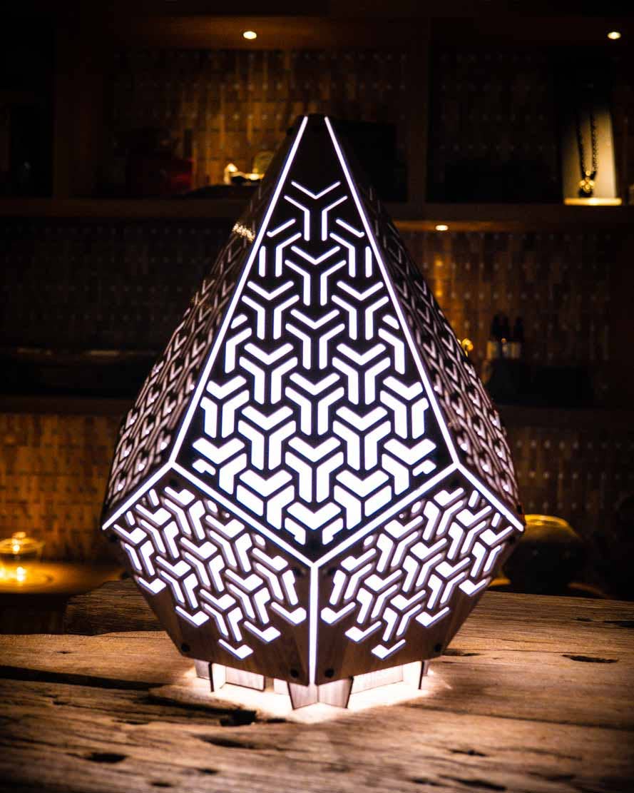 SINAR Arrow 3D Papercraft Table Lamp