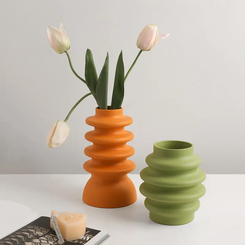 Circle Design Ceramic Vase