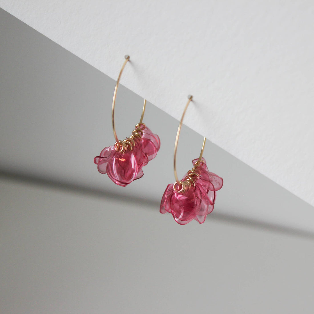 Sole Earrings in Fuchsia: Sterling Silver